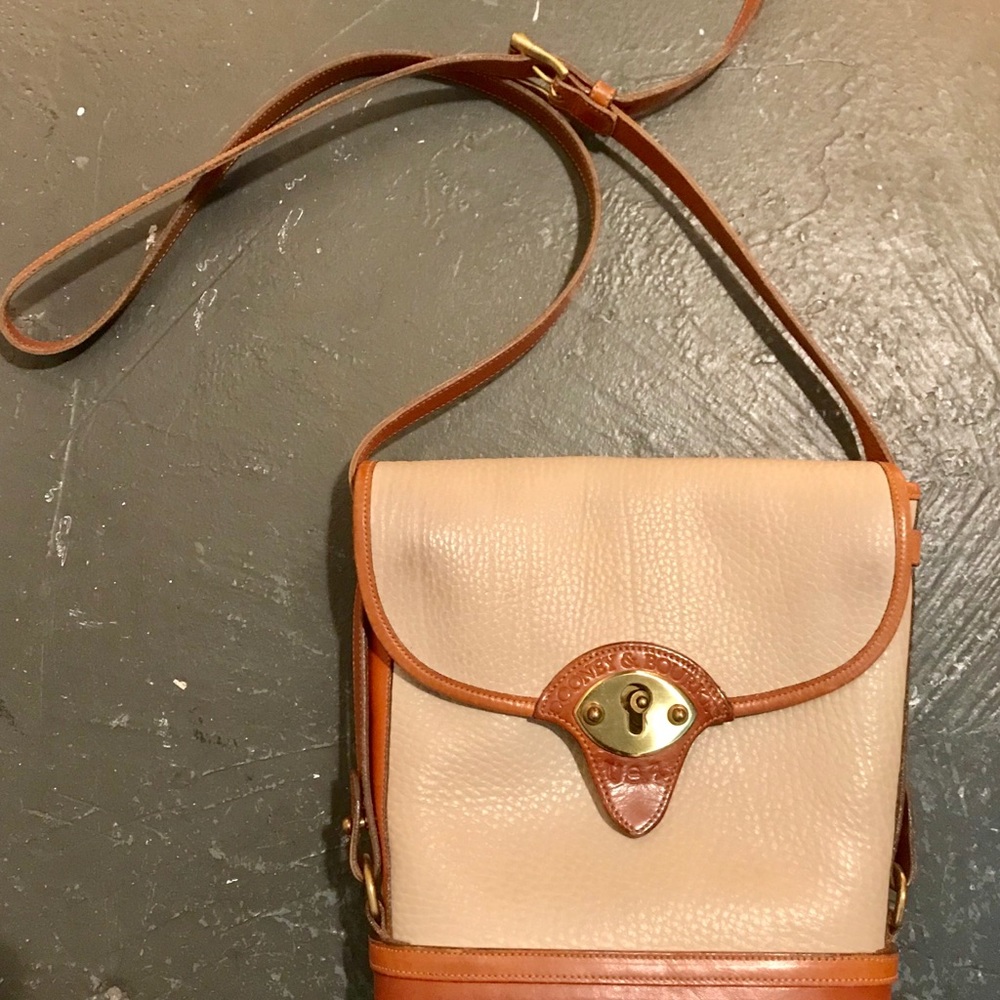 Dooney and Burke USA vintage crossbody.
